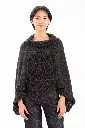 Capa de alpaca con tramado en pecho