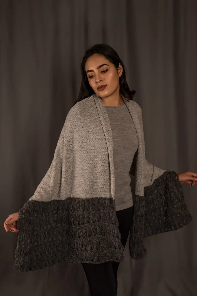 [R17-002B] Chalina jersey "Desolado" acabada con tejido peludo  (Negro)