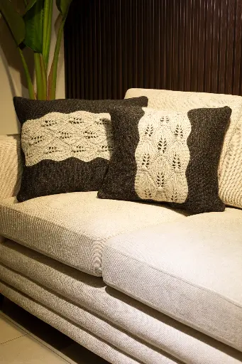[33-055A] Cojín de alpaca 45x45 