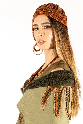 [19-008A] Gorra "Artesanal" estilo chavo tejida a mano 