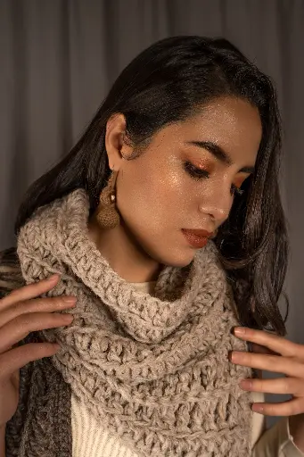[23-019A] Aretes con bolitas tejidas a mano